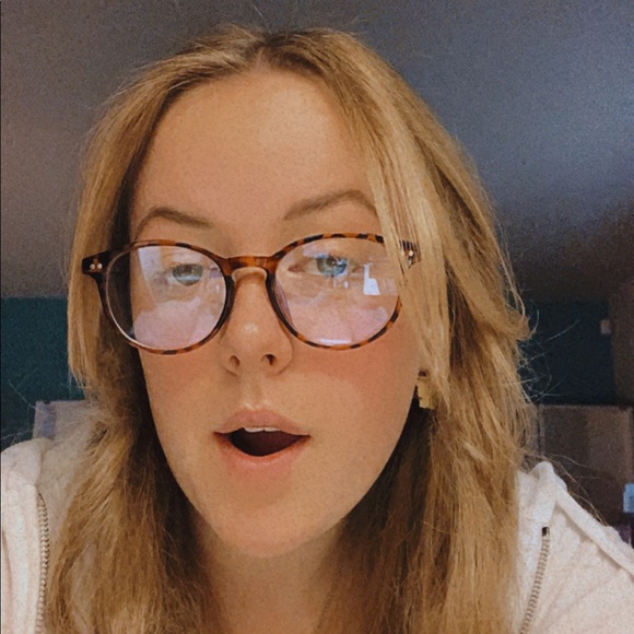kendelle_steubs
